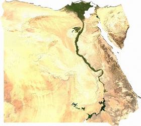 
95% of Egyptians live and develop along the Nile. The 'development corridor' project hopes to create a parallel basin within the desert.
